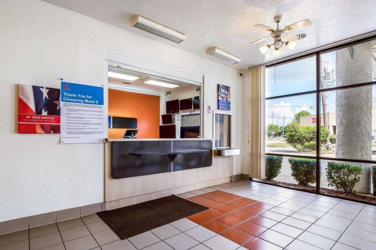 Motel 6 Houston North - Spring Luaran gambar